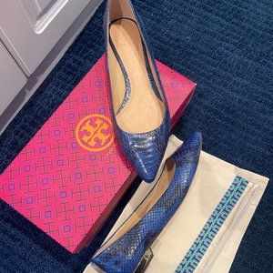 Tory Burch Flats Cobalt Blue Snake size 8.5